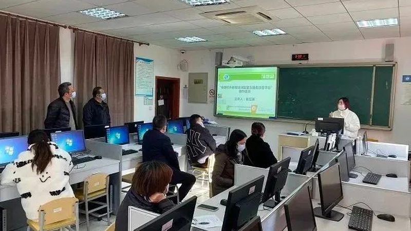 近年来，上海管理培训市场呈现出以下特点：